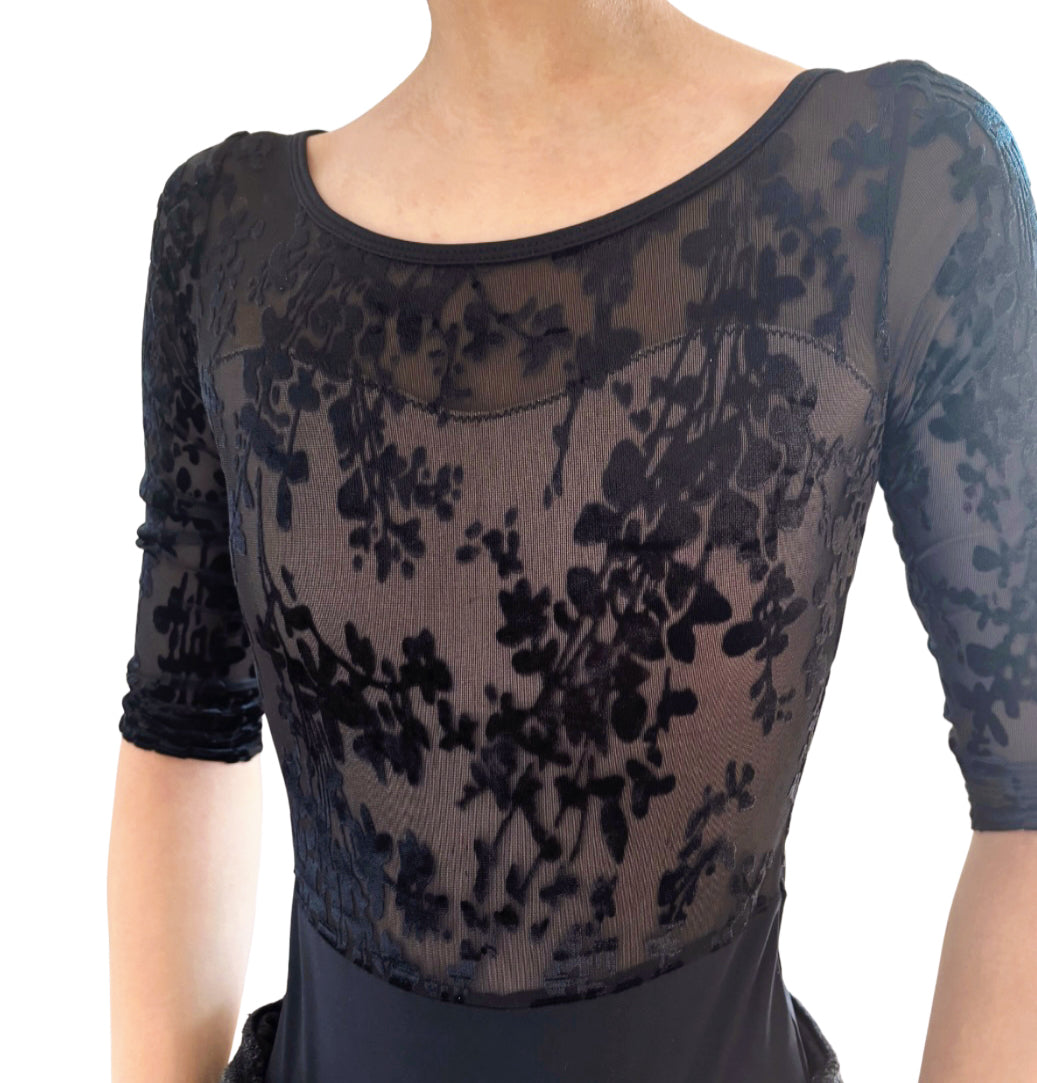 L’étoile Jennie Leotard- simply gorgeous.