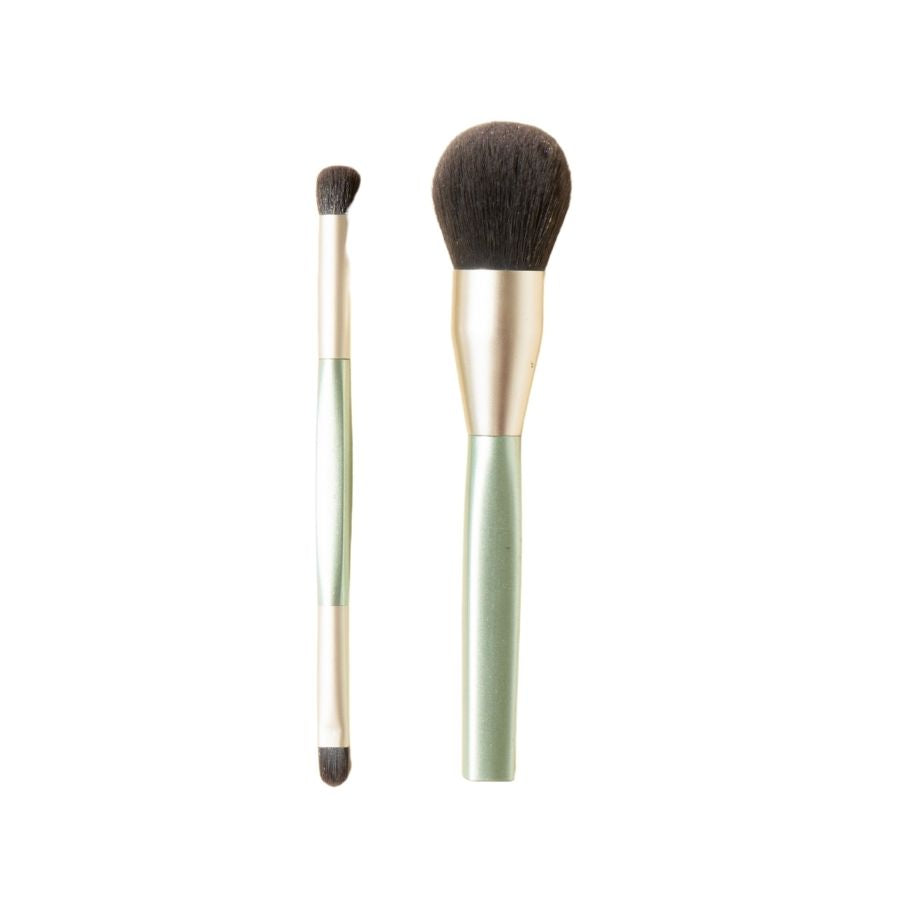 ACCESSORIES & MAKE UPS