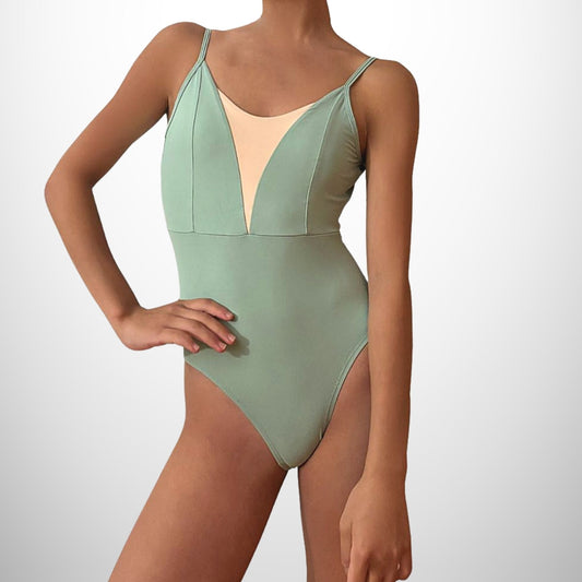 L’étoile Nina Leotard-Ordinary design, extraordinary details